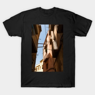 Cardona T-Shirt